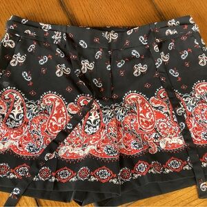 ANN TAYLOR LOFT BLACK & RED PAISLEY PRINT SHORTS FESTIVAL FUN WOMENS SIZE 10